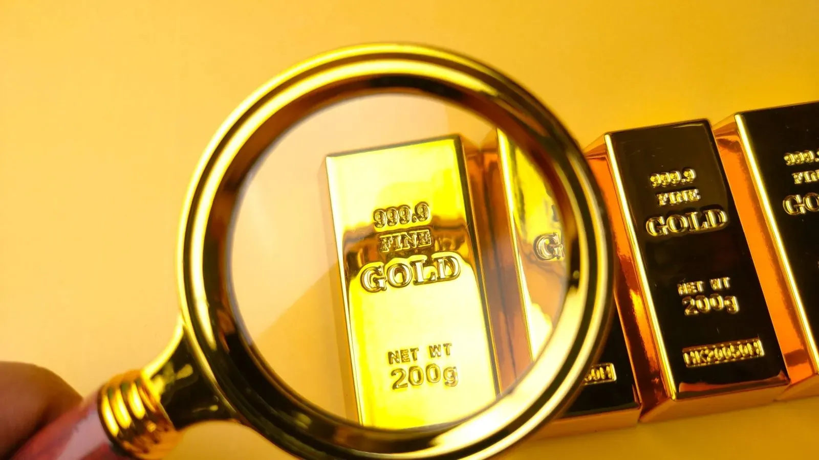 Gold Price Today: Key Factors & The Troy Ounce Explained